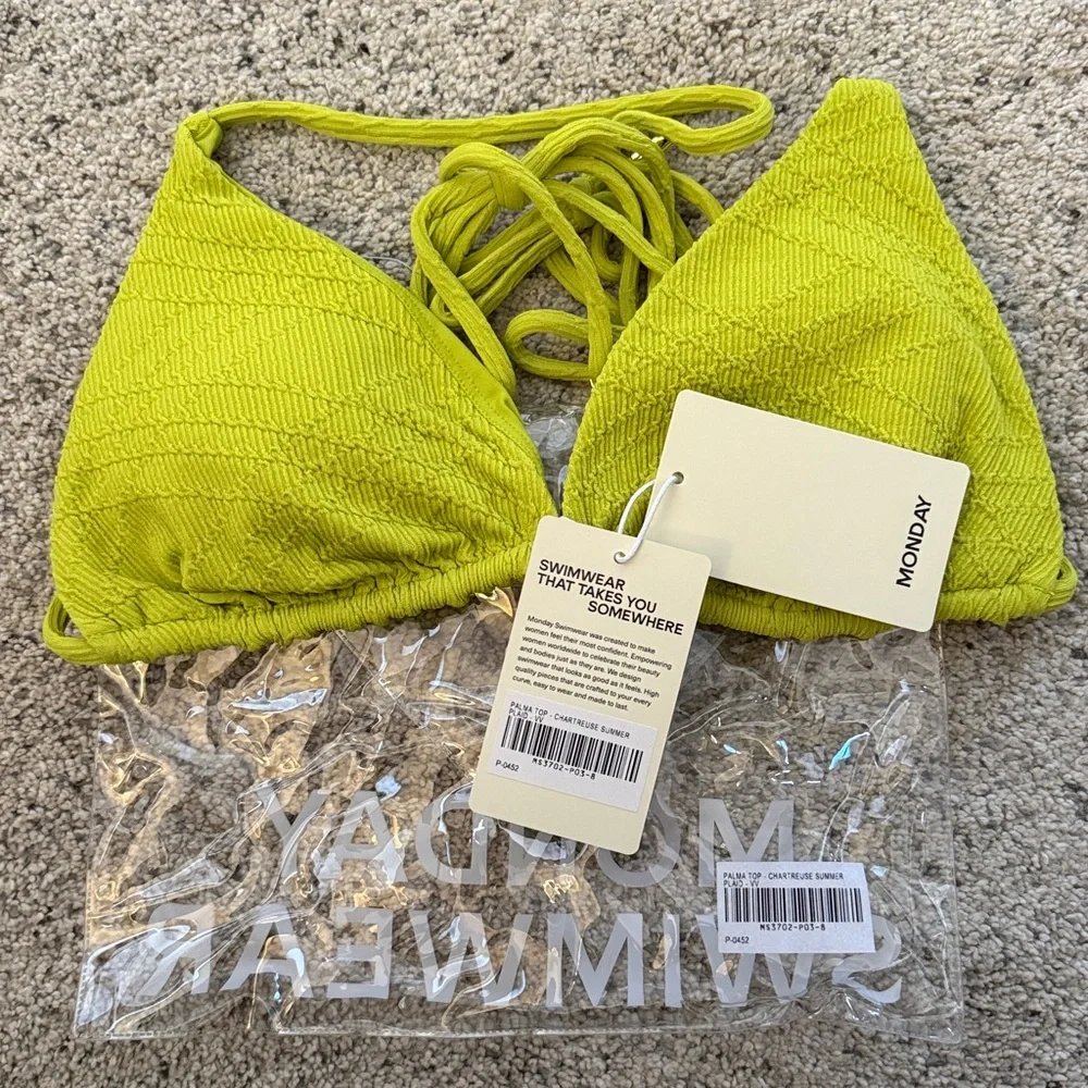 NEW Monday Swimwear PALMA TOP - CHARTREUSE SUMMER PLAID bikini swim size VV